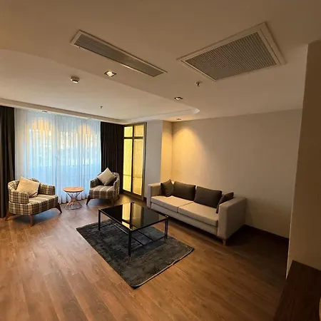 Nevizade Avangart Istanbul