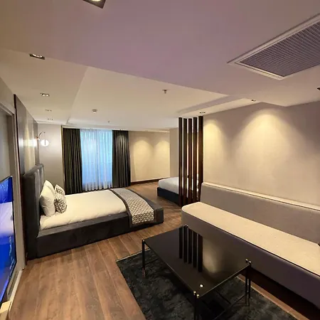 Hotel Nevizade Avangart 3*