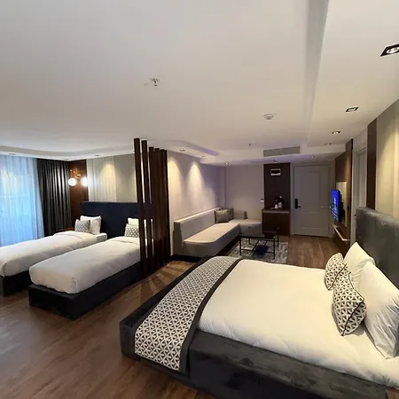 Hotel Nevizade Avangart 3*