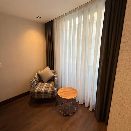 Nevizade Avangart מלון 3*
